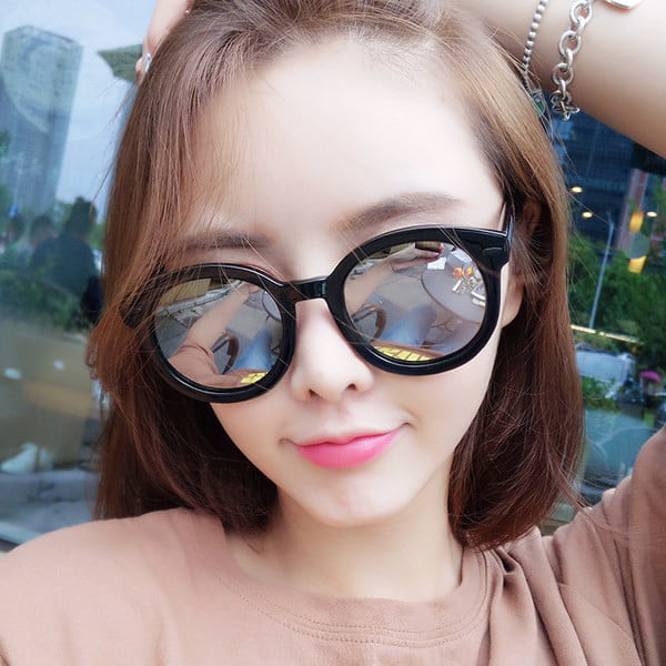 Νέο μοντέλο γυναικεία γυαλιά ηλίου με στρογγυλό σχήμα