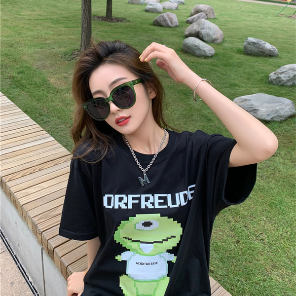 Modernas sieviešu apaļas brilles divās krāsās