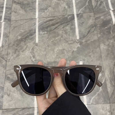 Дамски очила в различни цветове и кръгла форма 