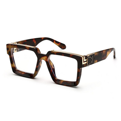 Pašreizējās saulesbrilles unisex modelī ar taisnstūra formu