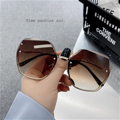 Svakodnevne ženske naočale četvrtastog oblika