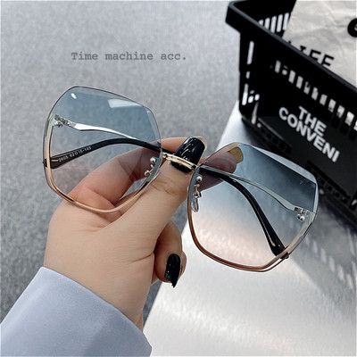 Svakodnevne ženske naočale četvrtastog oblika