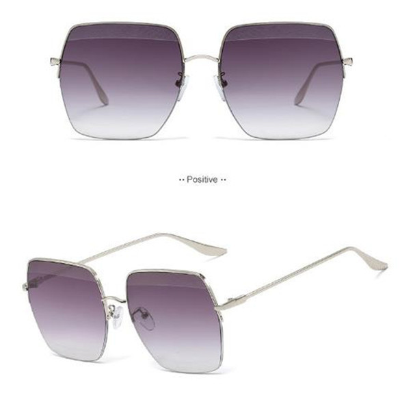 Μοντέρνα γυαλιά με τετραγωνικούς φακούς και λεπτός σκελετός