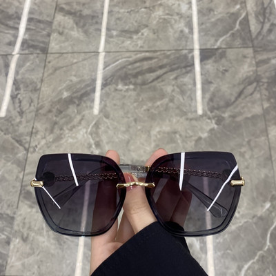 Γυναικεία γυαλιά με μεταλλικό σκελετό σε διάφορα χρώματα