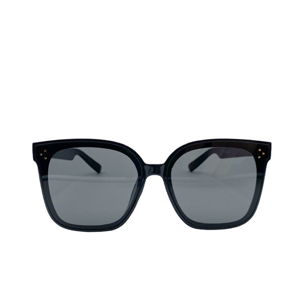 Γυναικεία γυαλιά ηλίου