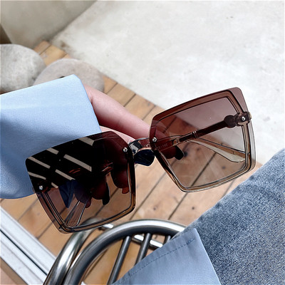 Νέο μοντέλο τετράγωνα γυαλιά για γυναίκες