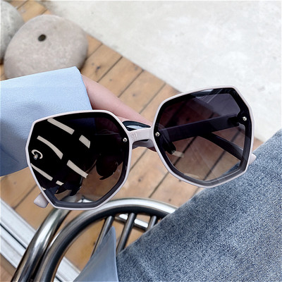 Polarizētas ultravioletās sieviešu brilles