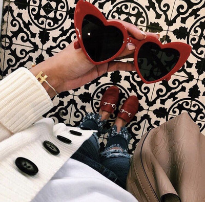 Модерни слънцезащитни очила във формата на сърце