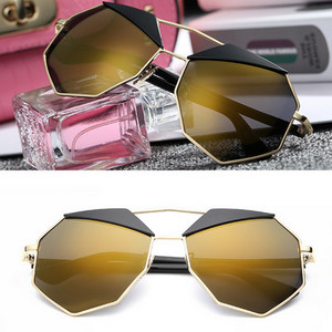 Модерни дамски слънчеви очила с тънка рамка- в няколко цвята