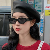 Γυναικεία γυαλιά ηλίου με φαρδύ πλαίσιο