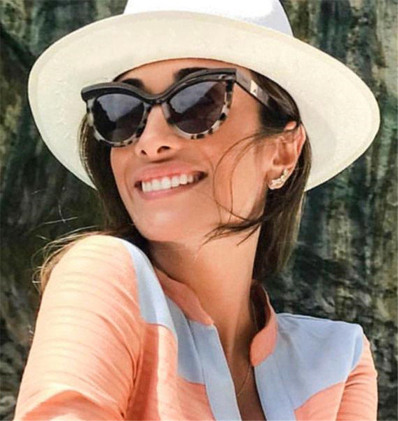 Μοντέρνα γυαλιά ηλίου 