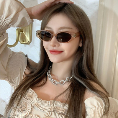 Γυναικεία ρετρό γυαλιά ηλίου με στρογγυλό σχήμα