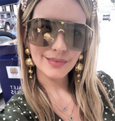 Μοντέρνος τύπος μάσκας γυαλιών ηλίου