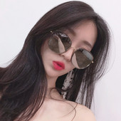 Стилни дамски поляризирани слънчеви очила