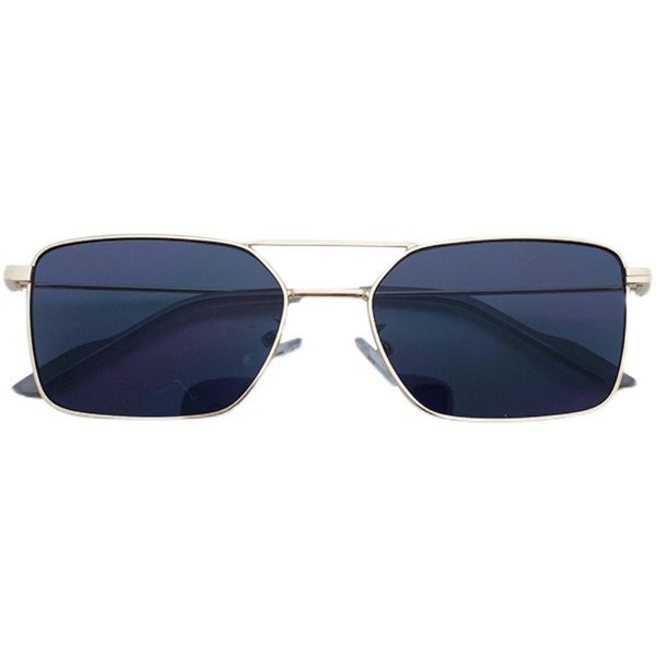 Novi model ženskih sunčanih naočala