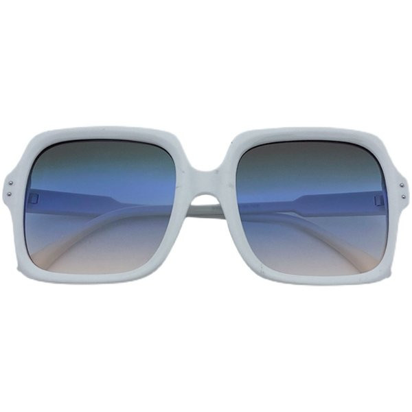 Κομψά γυναικεία γυαλιά με τετράγωνο σχήμα