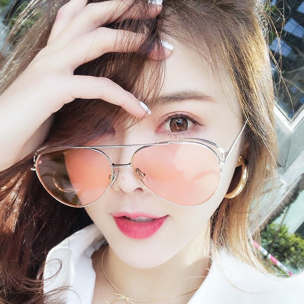 Καθημερινά γυναικεία γυαλιά ηλίου - με λεπτό σκελετό