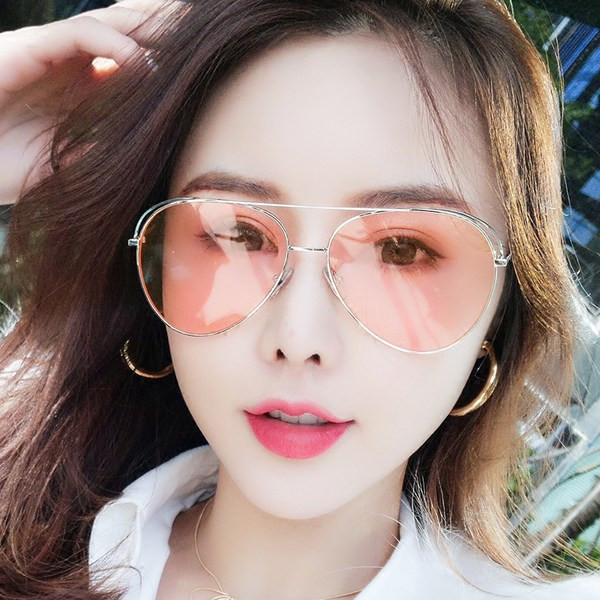 Καθημερινά γυναικεία γυαλιά ηλίου - με λεπτό σκελετό