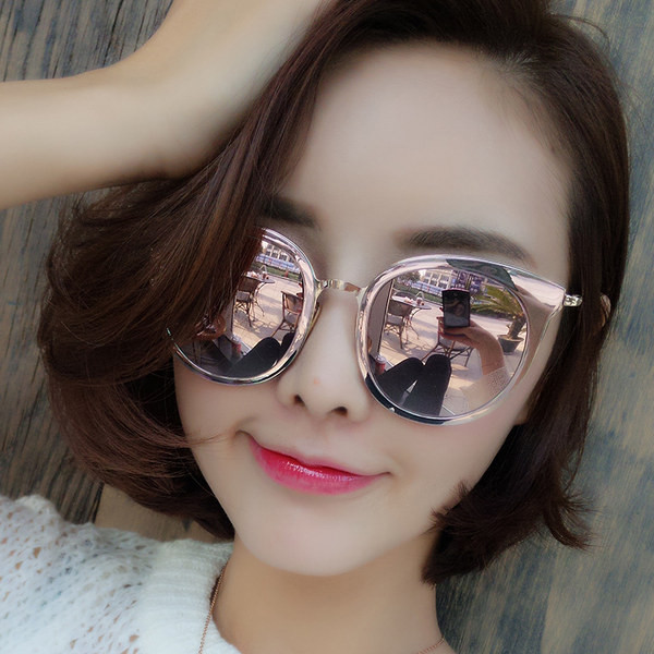 Σύγχρονα γυναικεία γυαλιά - σε διάφορα χρώματα