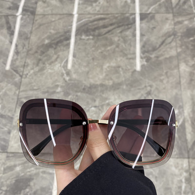 Дамски слънчеви очила с тънка рамка - няколко цвята