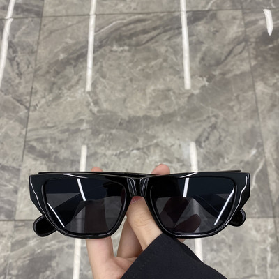 Γυναικεία γυαλιά ηλίου σε ρετρό στιλ - διάφορα χρώματα