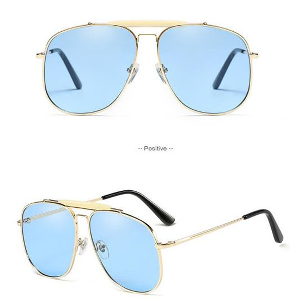 Μοντέρνα γυναικεία γυαλιά ηλίου