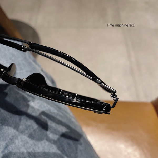 Sieviešu saulesbrilles ar metāla elementu