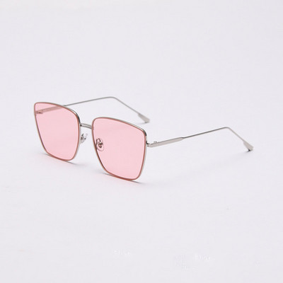 Σύγχρονα γυναικεία γυαλιά με προστασία UV