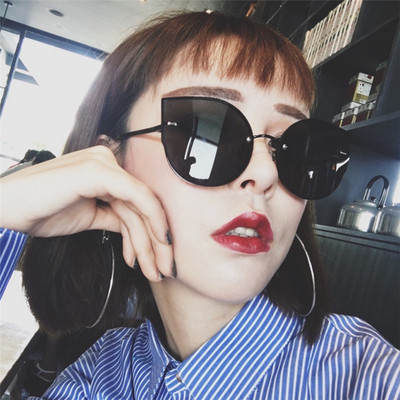 Γυναικεία ρετρό γυαλιά ηλίου με λεπτό σκελετό