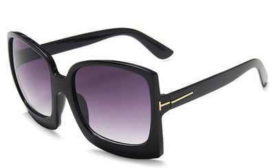 Ochelari de soare patrati voluminosi de dama