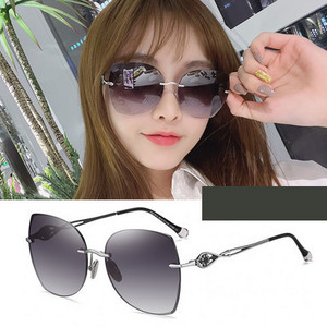 Μοντέρνα γυναικεία γυαλιά με τετράγωνο σχήμα - σε διάφορα χρώματα