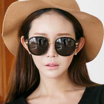 Καθημερινά γυναικεία γυαλιά ηλίου με εφέ καθρέφτη