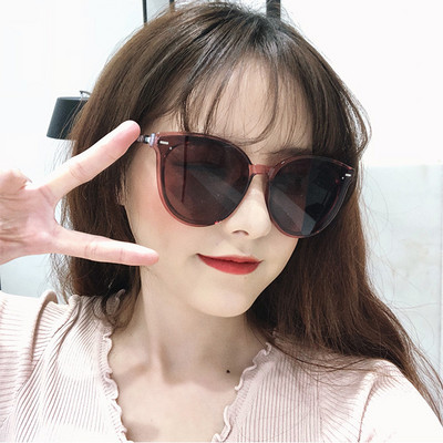 Дамски стилни ретро очила с тънка рамка