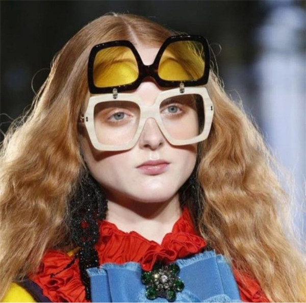 Ογκομετρικά γυαλιά ηλίου για γυναίκες με τετράγωνο σχήμα