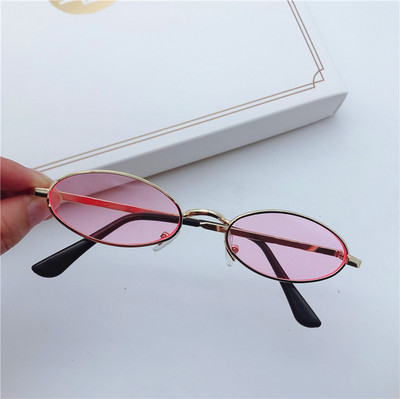 Γυναικεία γυαλιά σε διάφορα χρώματα