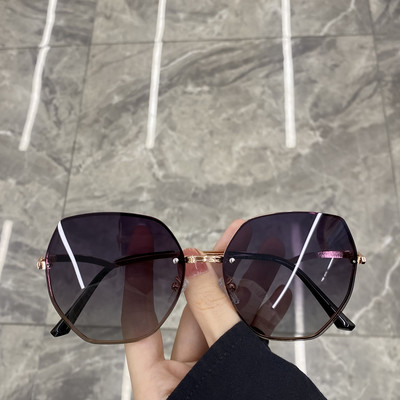 Polarizētas saulesbrilles ar plānu rāmi