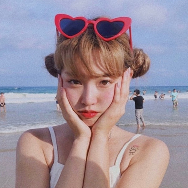 Stilīgas sieviešu kaķacu saulesbrilles