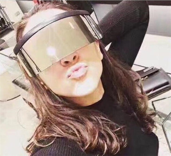 Jauna modeļa sieviešu saulesbriļļu maskas tips