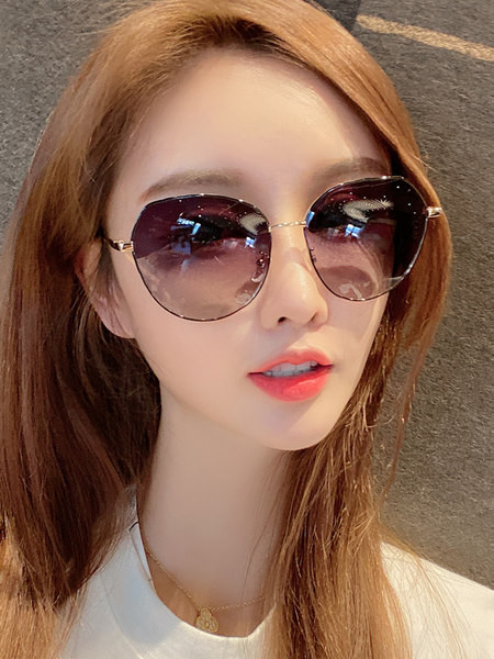 Jauns saulesbriļļu modelis ar UV aizsardzību sievietēm