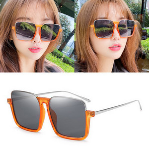 Ikdienas sieviešu kvadrātveida brilles