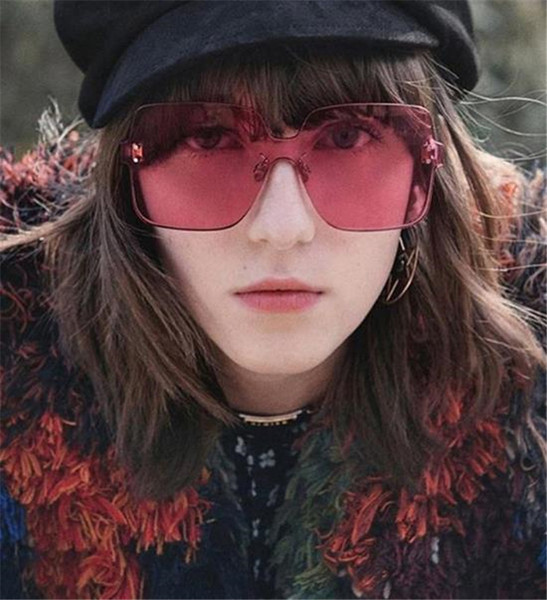 Modernas sieviešu maskas tipa brilles