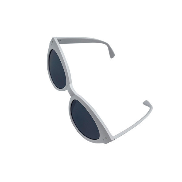 Sieviešu brilles retro stilā ar platu rāmi