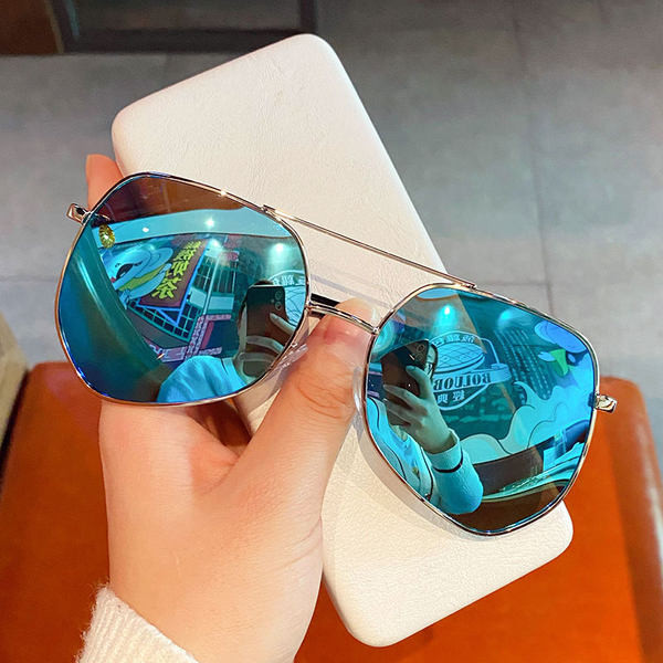 Jauns vīriešu briļļu modelis ar apaļu formu