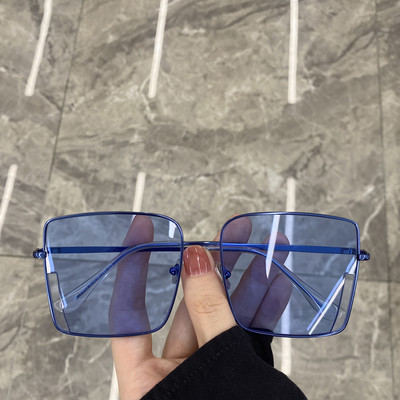 Sieviešu saulesbrilles ar plāniem rāmjiem