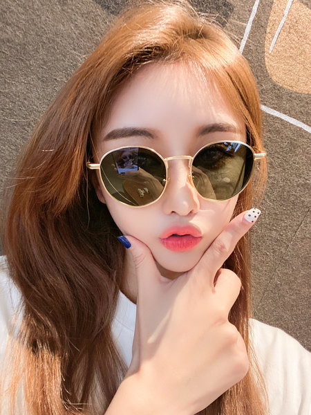 Polarizētas sieviešu apaļas saulesbrilles