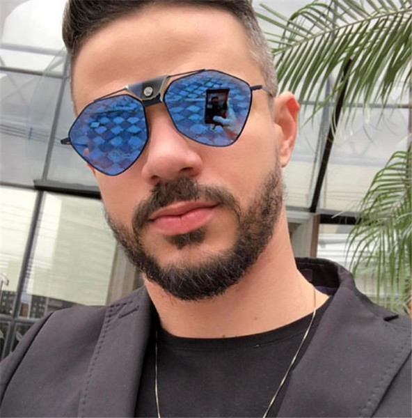 Modernas brilles ar spoguļa efektu un eko ādas elementiem