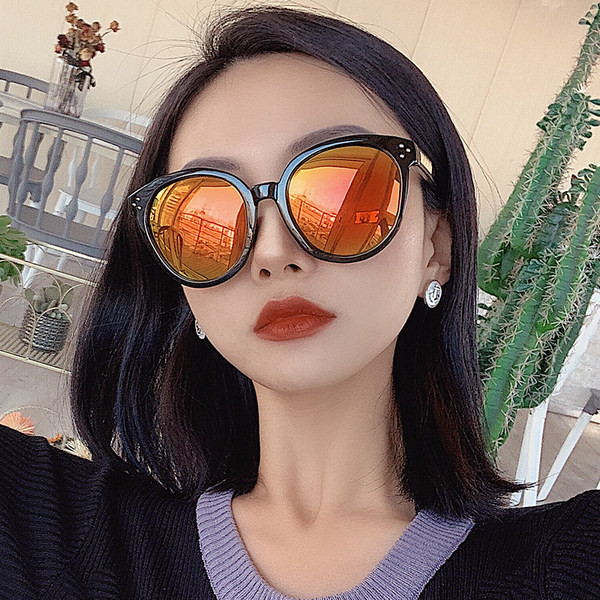 Ochelari de soare de damă actuali cu efect de oglindă