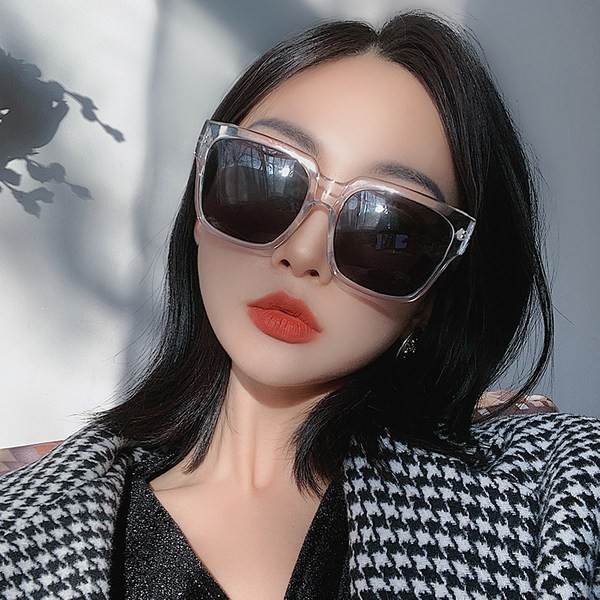 Sieviešu stilīgas brilles kvadrāta formā ar platu rāmi