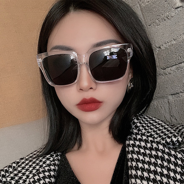 Sieviešu stilīgas brilles kvadrāta formā ar platu rāmi