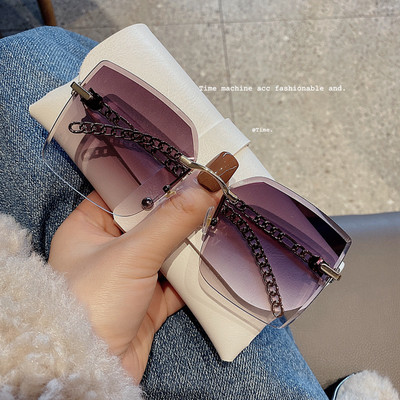 Sieviešu retro saulesbrilles ar metāla rāmjiem